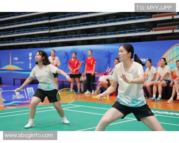 广州羽毛球队在全国羽毛球状态排行榜中荣登第七名展现强劲实力