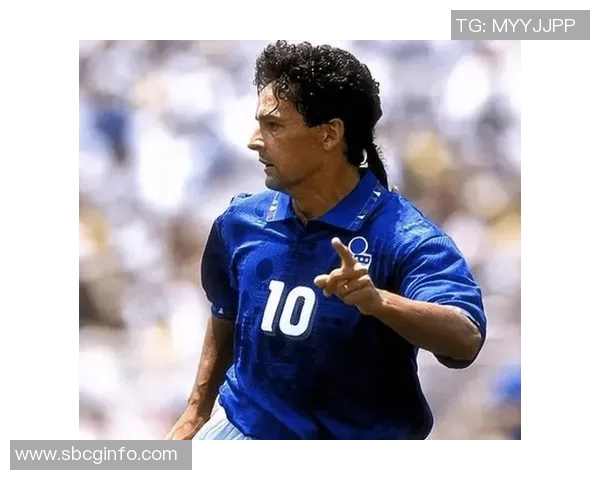 意大利足球传奇人物与上帝之手的辉煌瞬间回顾与分析