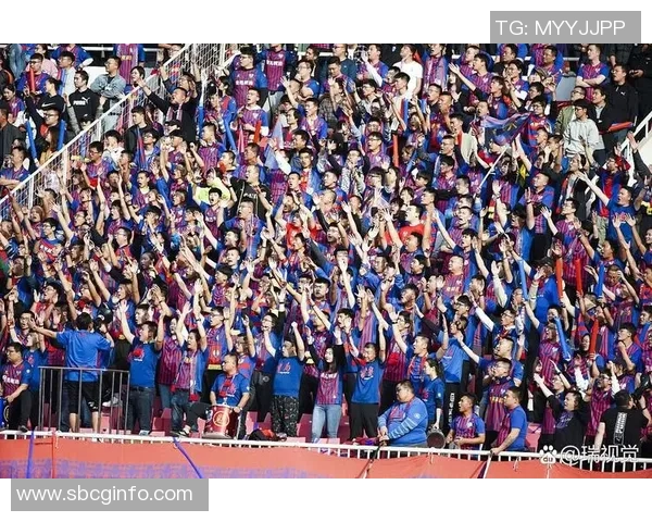 蓝锁足球明星队携手合作共创辉煌未来展现团队精神与竞技魅力 蓝锁足球明星队携手合作共创辉煌未来展现团队精神与竞技魅力