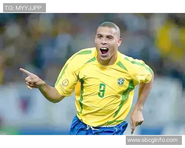 足球明星罗恩的精彩瞬间与职业生涯回顾图片展示 足球明星罗恩的精彩瞬间与职业生涯回顾图片展示